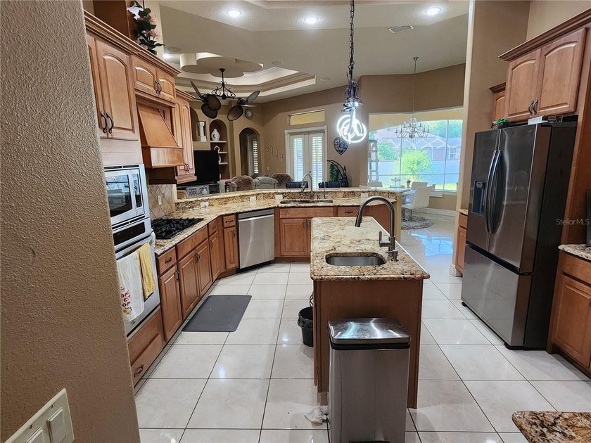 Discover refined living in Wyndsor at Lake Winterset, one of - photo 13