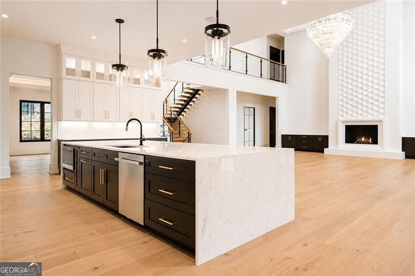 Beautiful, prime golf course and lake views set the stage for - photo 33