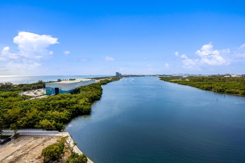 Discover coastal living at its finest in this beautifully - photo 4