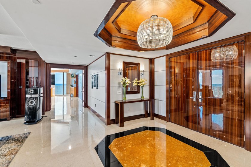 Ideally positioned in the building's premier oceanfront stack - photo 4