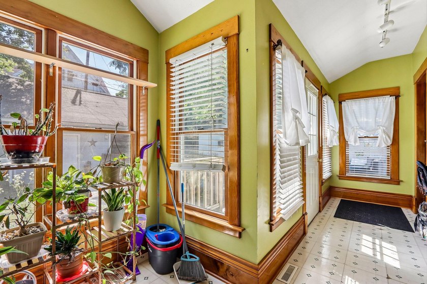 Charming 3-bedroom, 1.5-bath Colonial located just minutes from - photo 17
