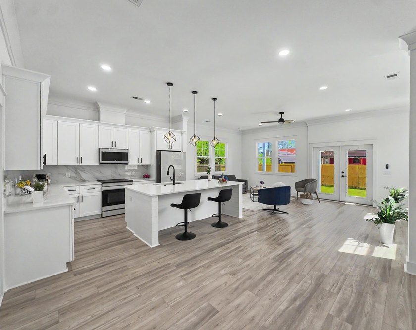 Welcome to 1985 Delaware Ave, a stunning newly built home - photo 8