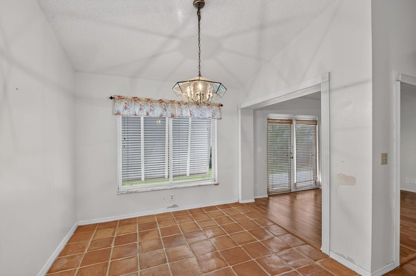 Priced to Sell! Don't miss this fantastic opportunity to own a - photo 14