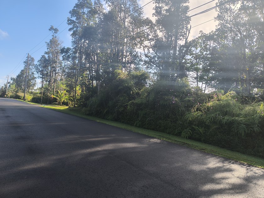 A perfect opportunity to own 1 acre of pristine vacant land with - photo 2