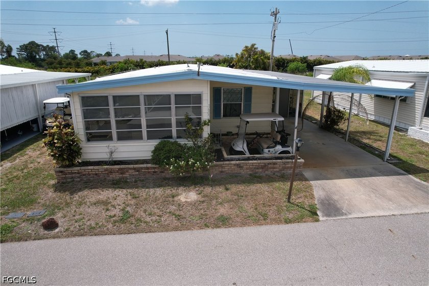 Welcome to 16037 Citron Way, located in the sought-after 55+ - photo 3
