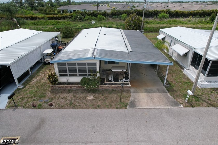 Welcome to 16037 Citron Way, located in the sought-after 55+ - photo 4