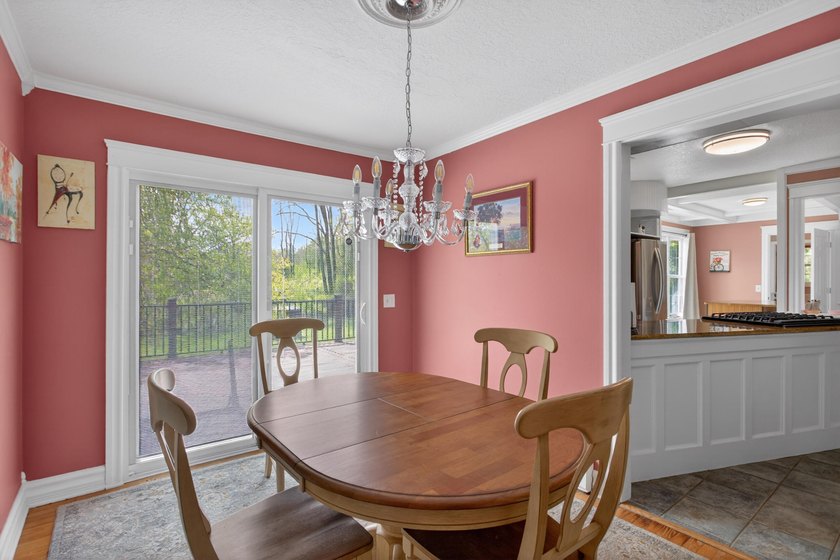 Spacious and beautifully maintained 4-bedroom, 4-bath home - photo 26