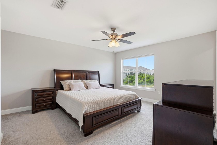 Seller is offering up to $5,000 toward buyer's closing costs - photo 15