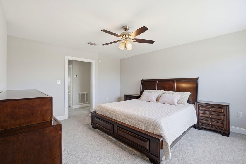 Seller is offering up to $5,000 toward buyer's closing costs - photo 16