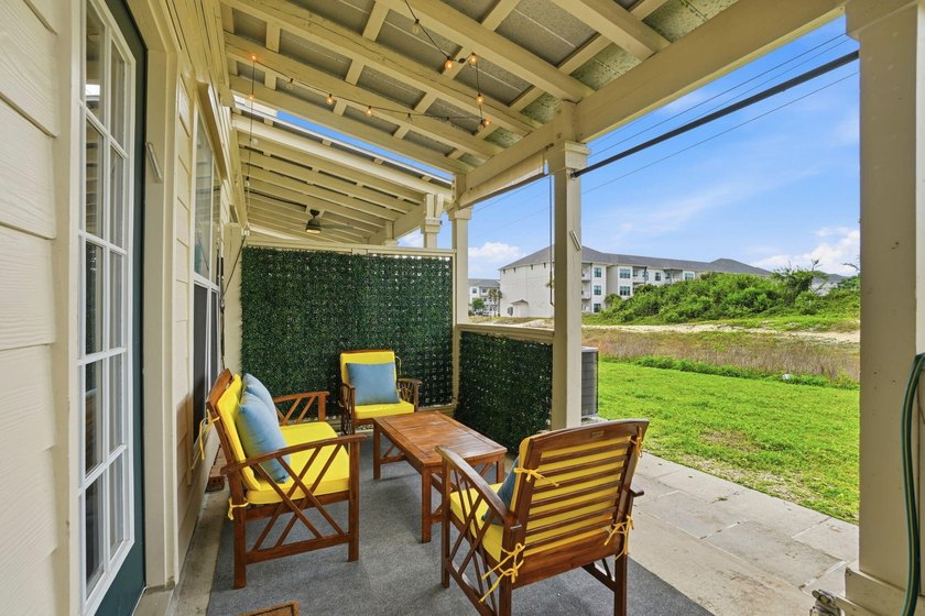 Seller is offering up to $5,000 toward buyer's closing costs - photo 25