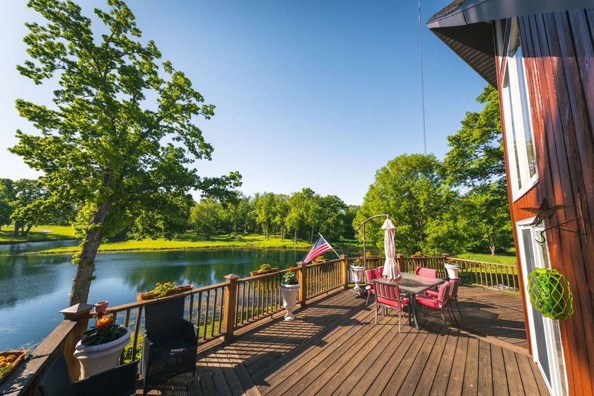 This 4-bedroom, 2.5-bath, 3,696-square-foot home sits on 21 - photo 37