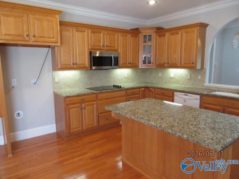 Come tour this Charming garden home in popular Somerset Lake - photo 4