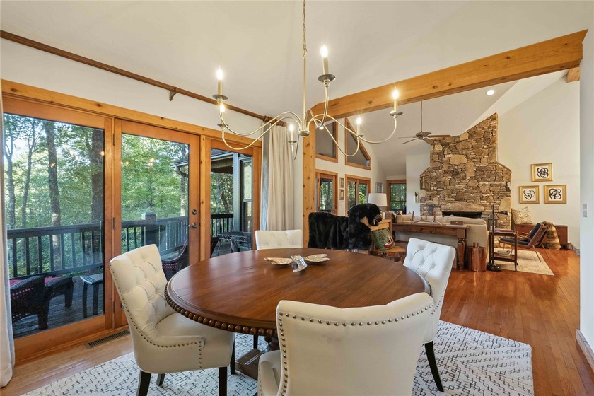 Welcome to this stunning mountain retreat with expansive views - photo 11