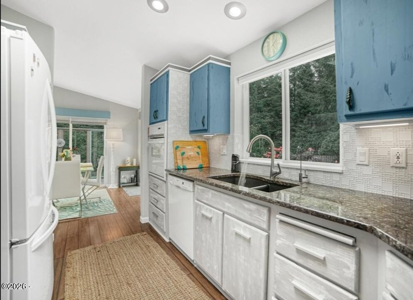 Stunning manufactured home WITH OCEAN VIEWS in a lovely - photo 18