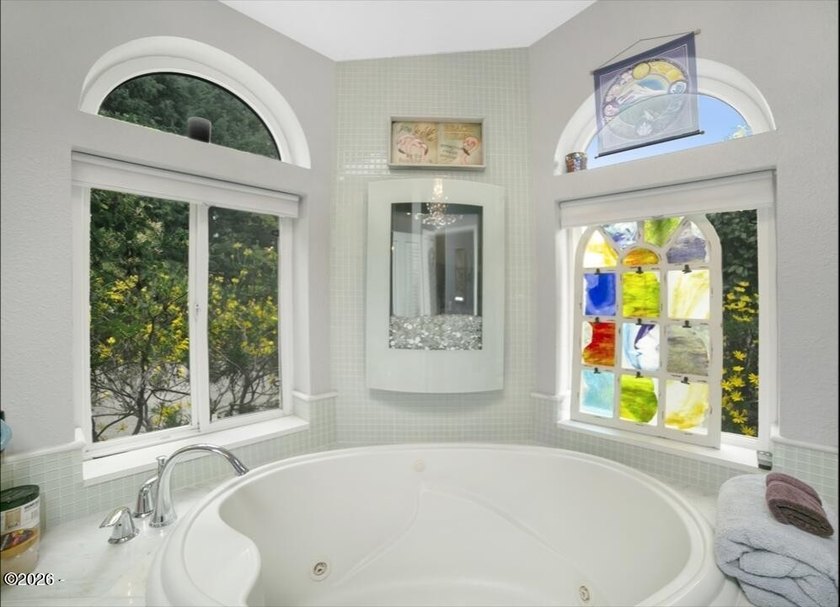 Stunning manufactured home WITH OCEAN VIEWS in a lovely - photo 23