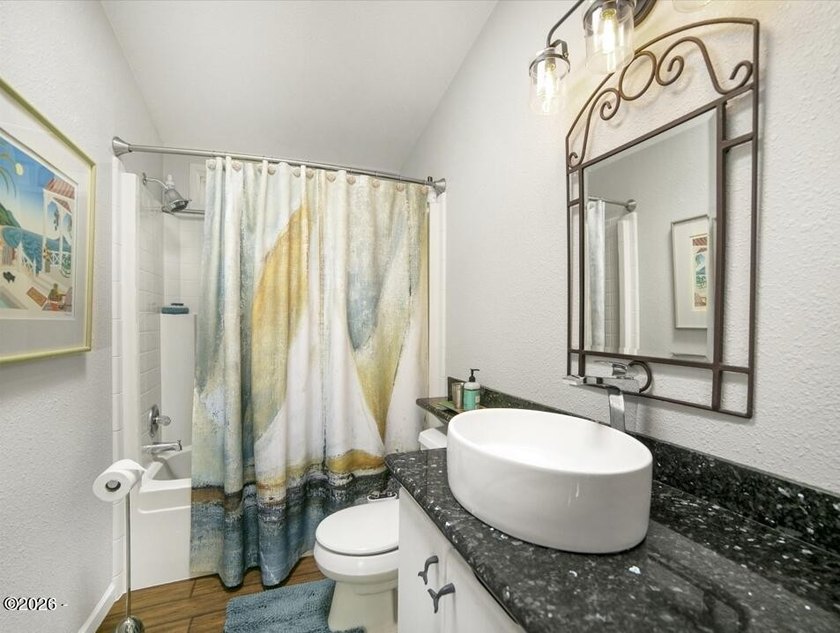 Stunning manufactured home WITH OCEAN VIEWS in a lovely - photo 25