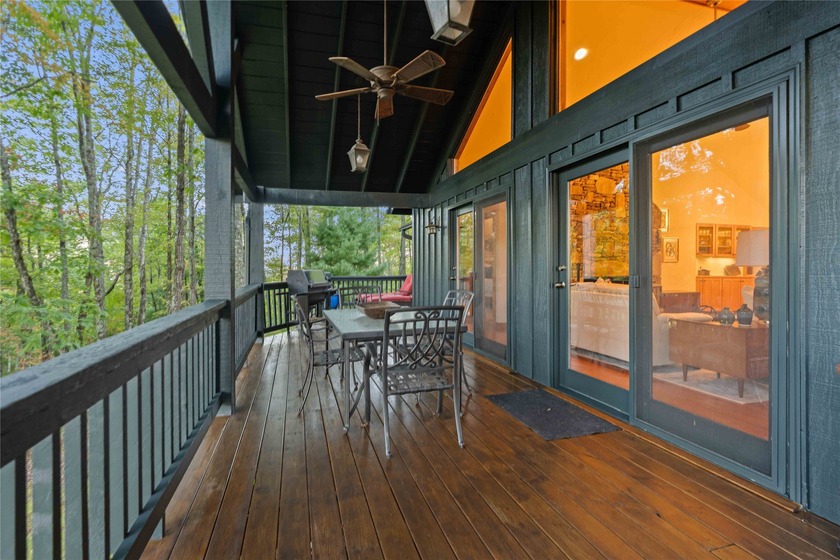 Welcome to this stunning mountain retreat with expansive views - photo 30