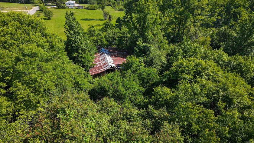 ATTENTION BUYERS &amp; BUILDERS IN THE SHERIDAN AREA! Uncover the - photo 10