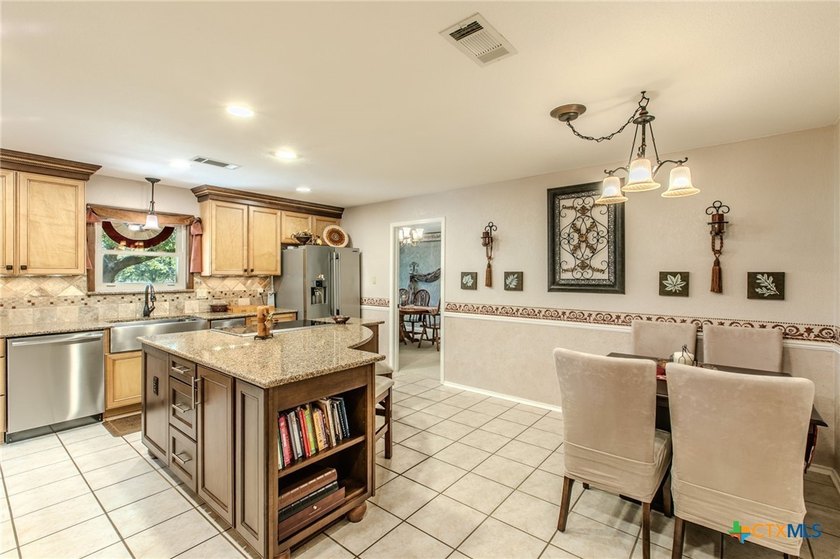 Have you been waiting for a house on a few acres close to town? - photo 8