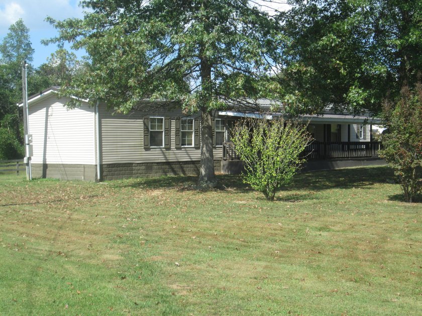 This outstanding acreage is located close to I-75 and downtown - photo 2