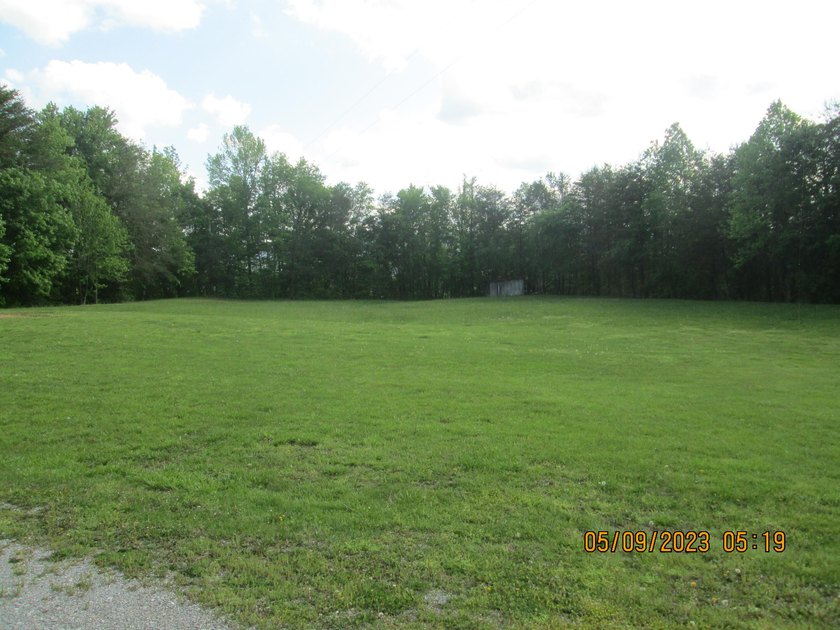 This outstanding acreage is located close to I-75 and downtown - photo 9