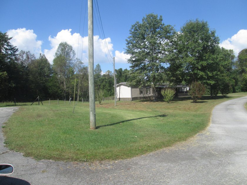 This outstanding acreage is located close to I-75 and downtown - photo 10