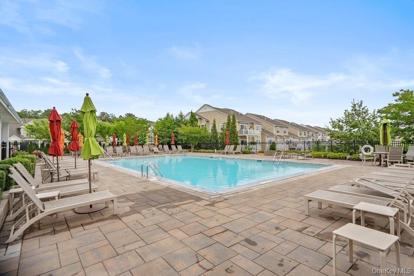 The Vineyards at Blue Point - a desirable 55+ Gated Community - photo 42