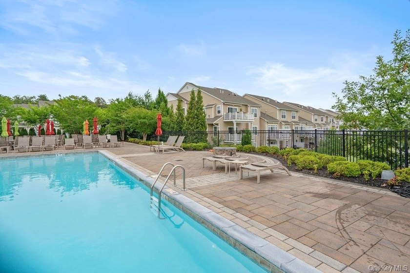 The Vineyards at Blue Point - a desirable 55+ Gated Community - photo 43