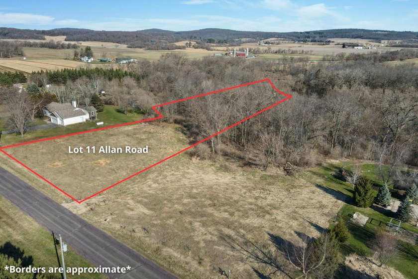 Build your dream getaway on this beautiful 1+ acre lot with - photo 4