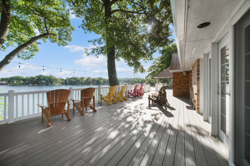 Panoramic views of Pretty Lake! - photo 14