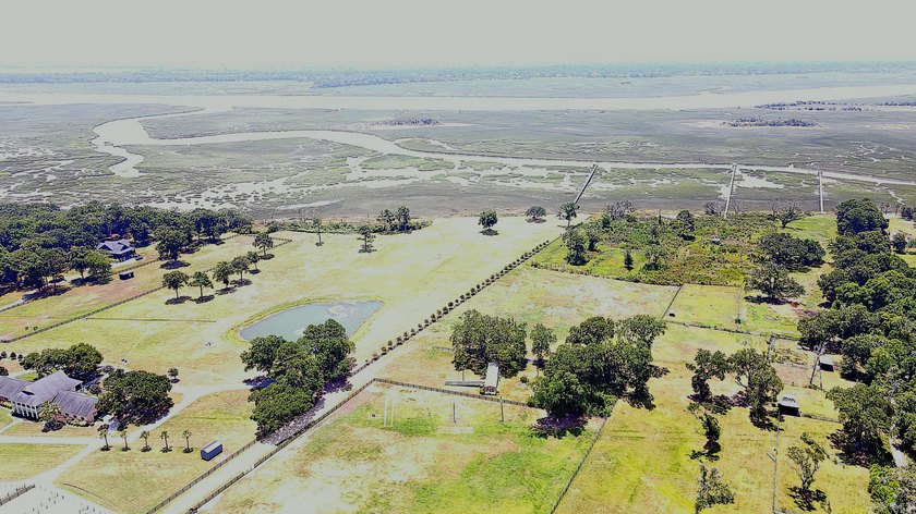 Great opportunity to build near the Kiawah River. 1.8 acres of - photo 8