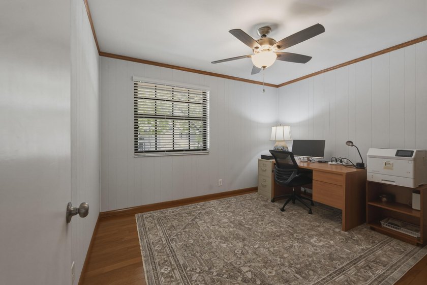 Welcome Home to your Immaculate Waterfront Corner Townhouse - photo 13