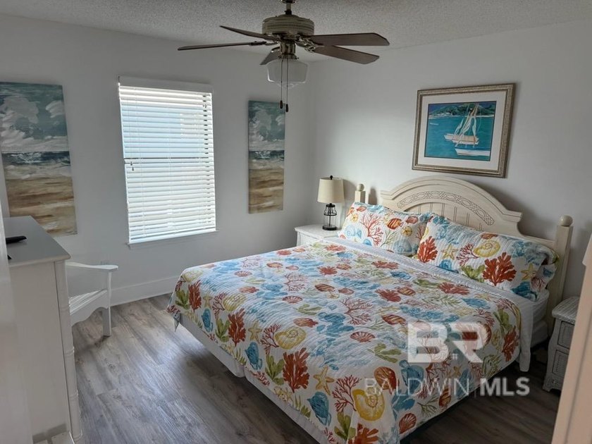 Price Adjustment!! Schedule your tour today! Newly Renovate with - photo 31