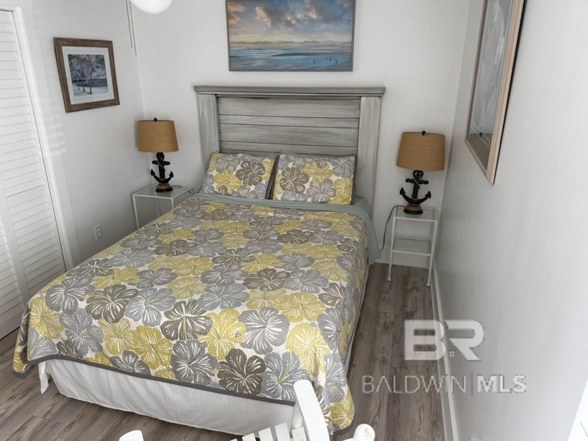 Price Adjustment!! Schedule your tour today! Newly Renovate with - photo 32
