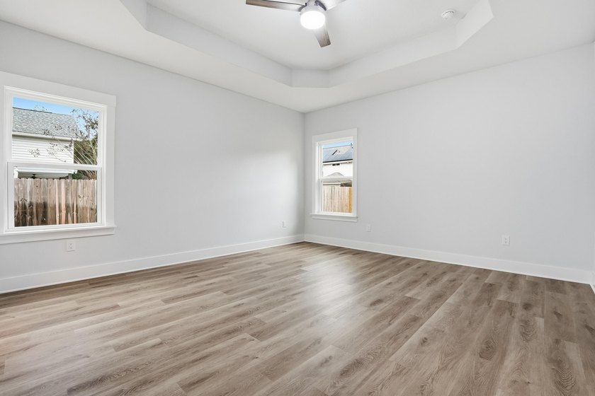 $10,000 Anyway Money! 2-10 Builder Warranty! 1 Year Termite - photo 48