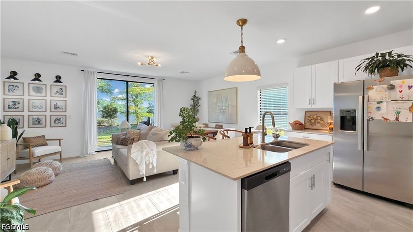 WELCOME to the townhomes of Portico! This beautiful 2022 Avery - photo 6