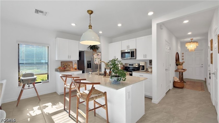 WELCOME to the townhomes of Portico! This beautiful 2022 Avery - photo 7