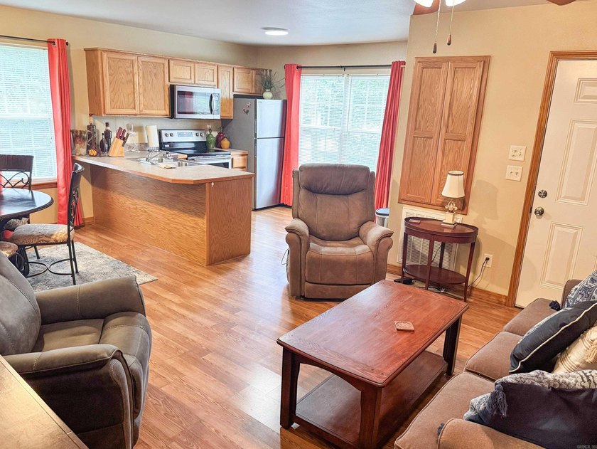 Very well-kept duplex in Heber Springs. This property is within - photo 13