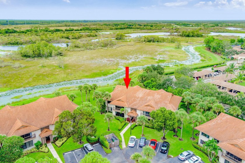 Darling upgraded open-floor plan 2B 2B plus Florida Room condo - photo 27