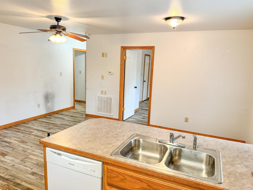 Very well-kept duplex in Heber Springs. This property is within - photo 30