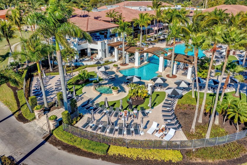 Darling upgraded open-floor plan 2B 2B plus Florida Room condo - photo 41
