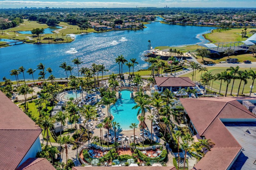 Darling upgraded open-floor plan 2B 2B plus Florida Room condo - photo 47