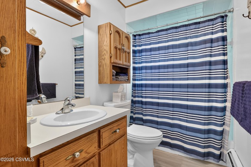 Perfectly remodeled, perfectly maintained, perfect location - photo 20