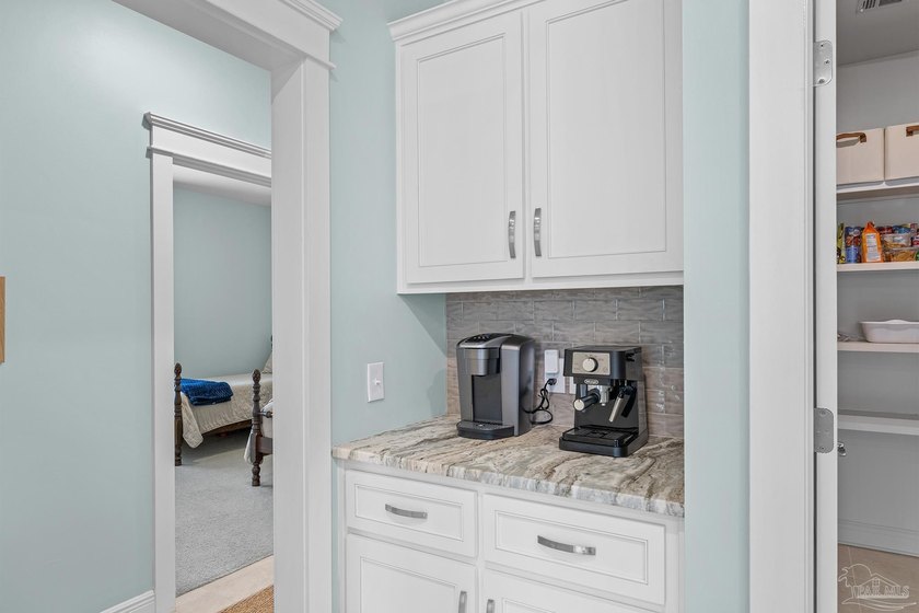 Located in the gated community of Huntington Creek, this - photo 33
