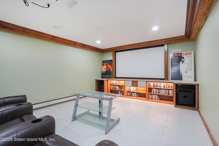 Welcome to 437 Lighthouse Ave! Exceptional custom-built luxury - photo 41