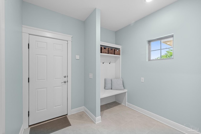 Located in the gated community of Huntington Creek, this - photo 42