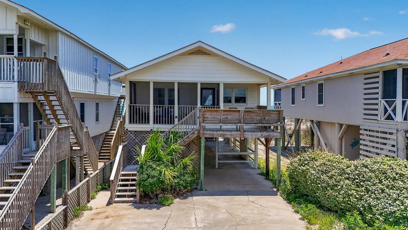 Experience the ultimate Pawleys Island lifestyle with this - photo 4