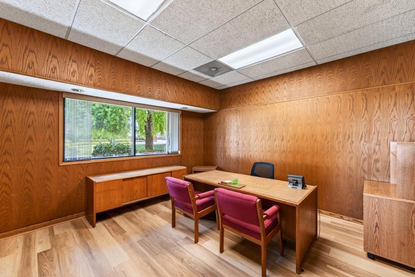 Rare opportunity to acquire two adjacent light industrial - photo 12