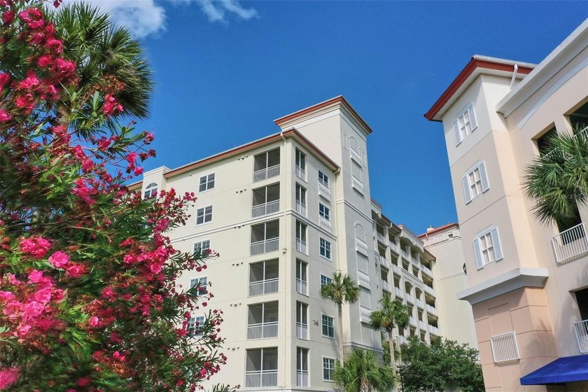 Breathtaking Intracoastal Views Nestled in the Majestic Oaks! - photo 4