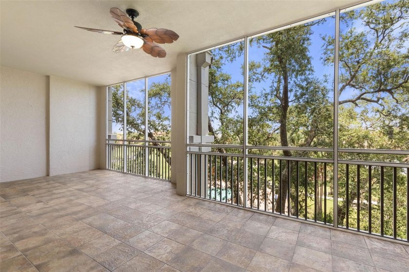Breathtaking Intracoastal Views Nestled in the Majestic Oaks! - photo 9